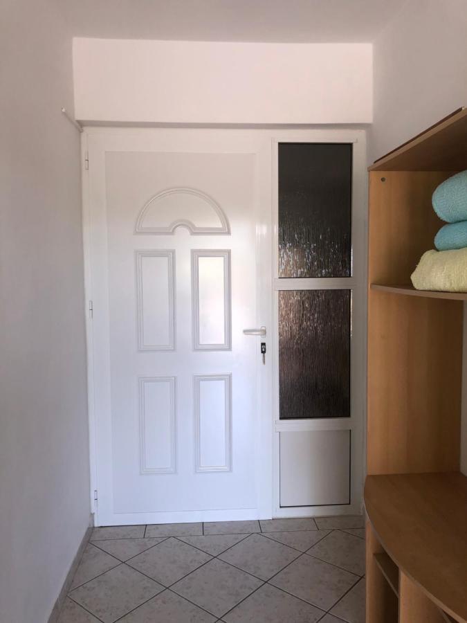 Apartments Damir 2838 Lopar Phòng bức ảnh